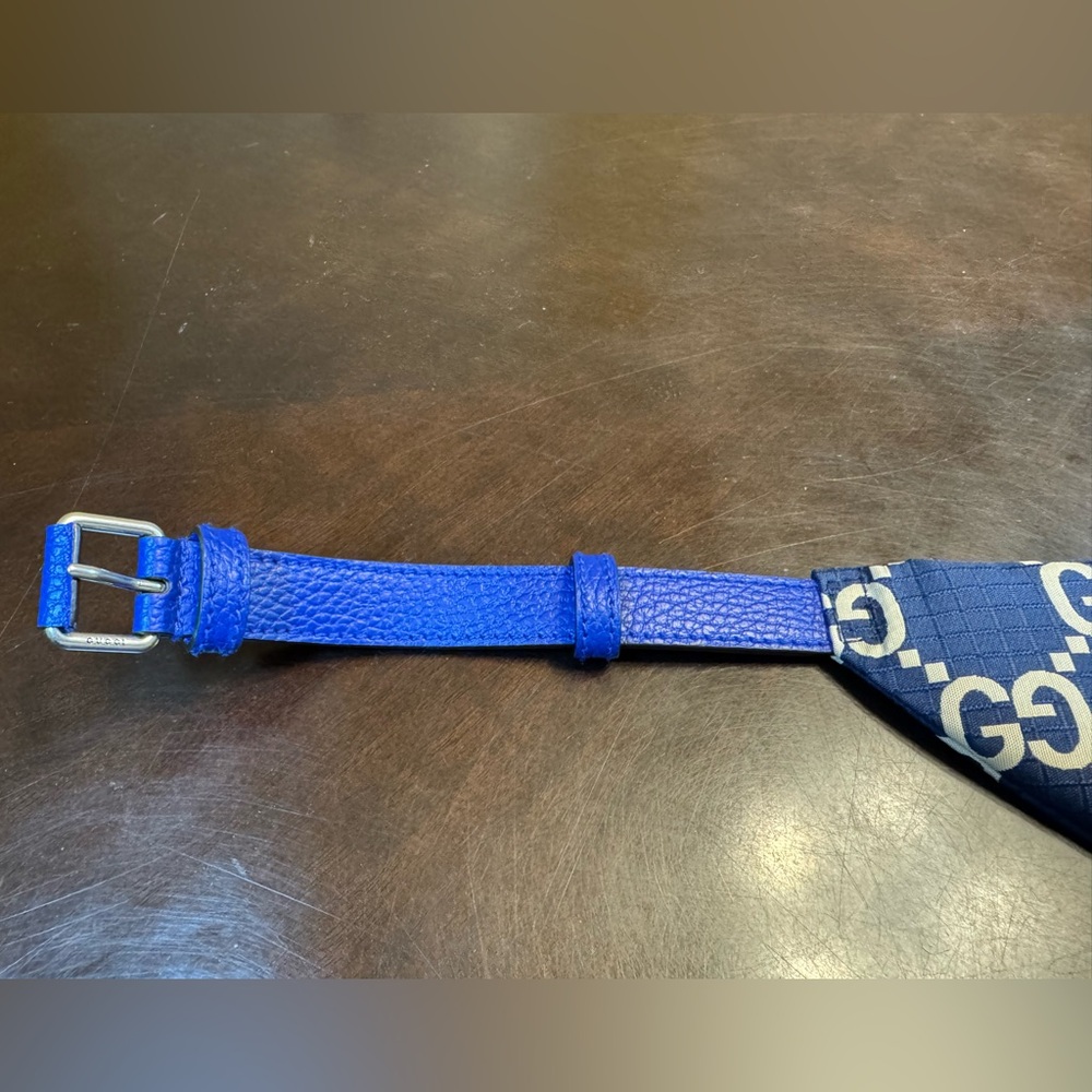 New Authentic Gucci GG Supreme Blue White Waist Bag Fanny Pack 28 - 32 inches - Picture 9 of 12